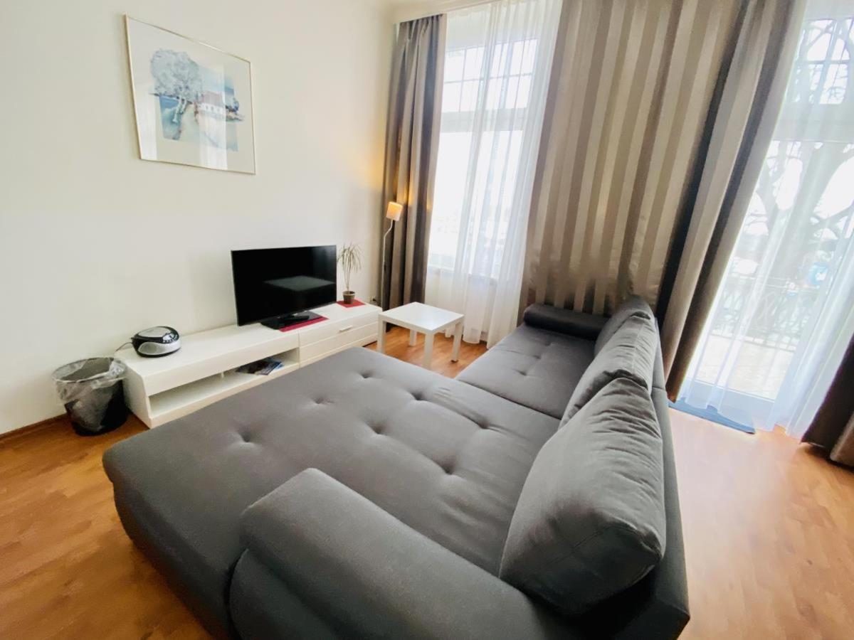 Doppelzimmer Humidor, Direkt Am Alten Strom Росток Экстерьер фото